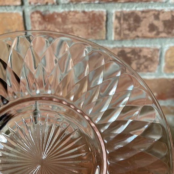 Vtg Pink Depression Glass Set of 4 Bread & Butter Plates - Picture 4 of 5